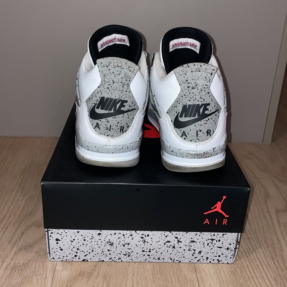 Air Jordan 4 Retro OG - Picture 4 of 15